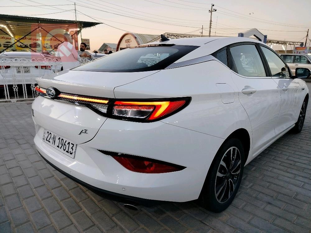 JAC J7